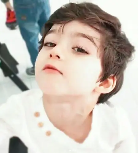 这个混血长睫毛小正太,一个笑容都能让无数老阿姨怦然心动._cooper