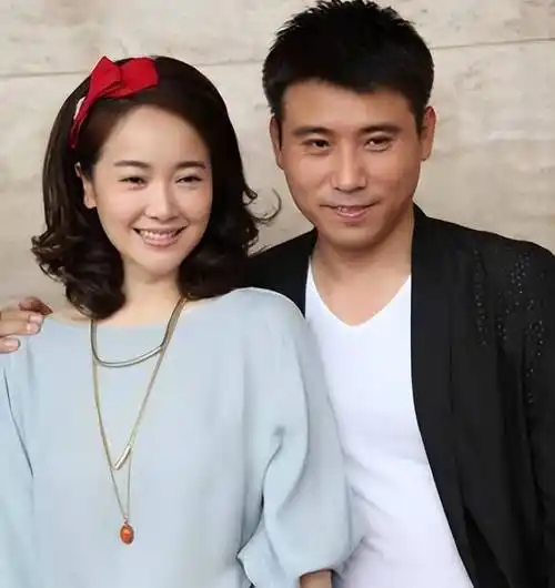 "星二代"李乃文:演了18年配角,偏爱强势女人,如今47岁仍单身_表演