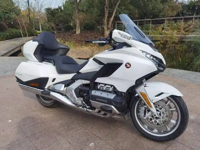 转让2019年浙江临安本田金翼1800