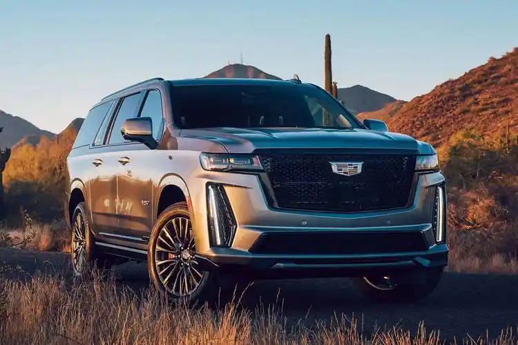 改装爱好者非常喜欢的车,进口车型凯雷德也是全尺寸suv中霸主级的存在