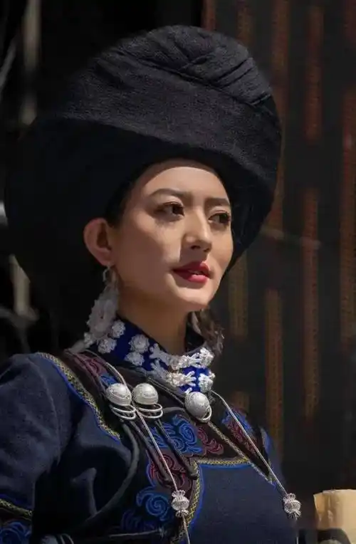 【多图】2023凉山彝族传统选美冠军出炉!_比赛_选手_阿苦依