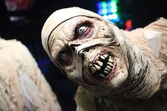 转载自youtube  木乃伊复活馆>    埃及木乃伊复活了!