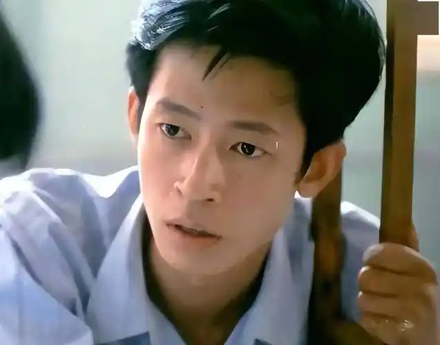 王志文:我一生不接广告,不与冯小刚合作,绝不向资本低头_成绩_北电