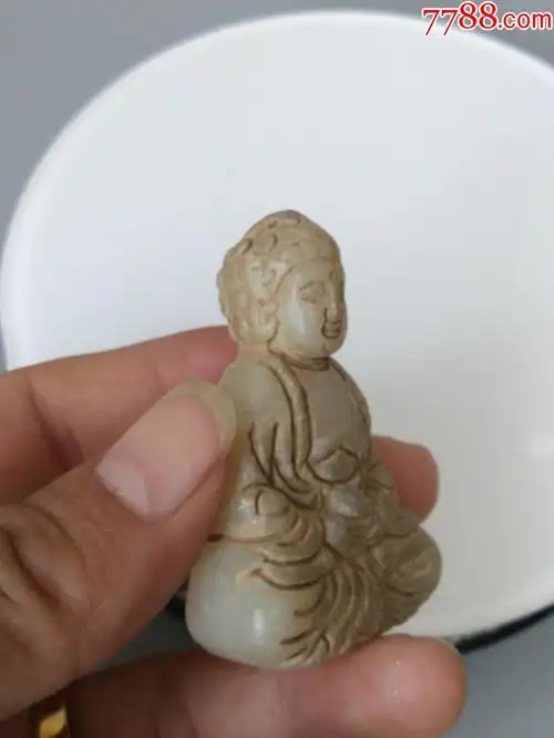 出土明代老和田玉佛挂件