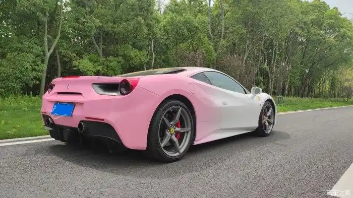 忍痛割爱法拉利488gtb