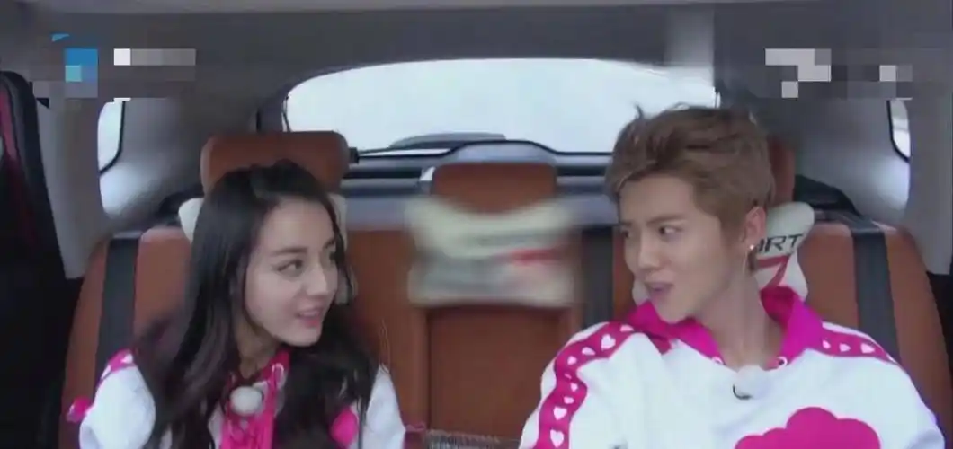 原创从全网劝分到全网催婚鹿晗关晓彤这对恋人到底经历了什么