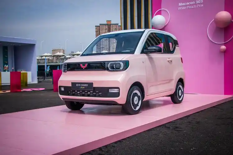 潮流代步神车 宏光mini ev马卡龙上市售3.76万起-新浪汽车