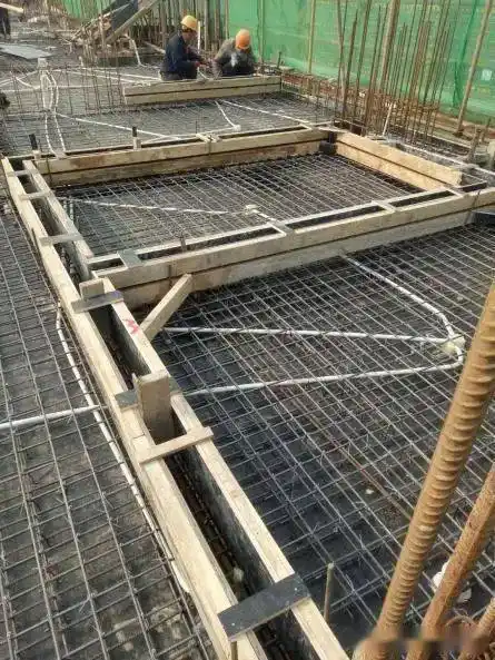 厨卫间反坎一次浇筑如何施工现场示例