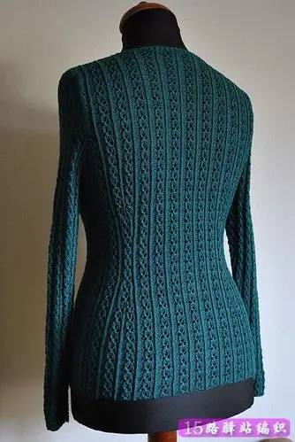很适合中老年女士穿的毛衣编织花样图片