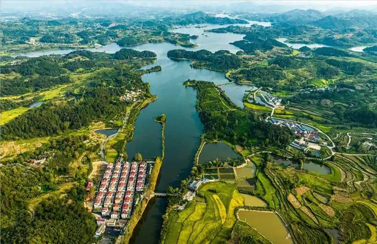 新县新跨越|多彩乡村迎蝶变_产业_发展_大别山