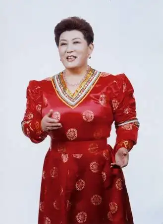 资料图片:德德玛北展演唱会--德德玛