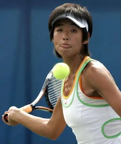 她们因网球出名,曾夺得意想不到的奥运首金,为何后来少有人提及