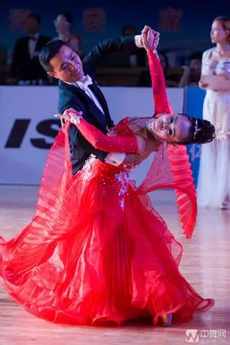 首届全国体育舞蹈(国标舞)公开赛 美丽凉山 动人西昌