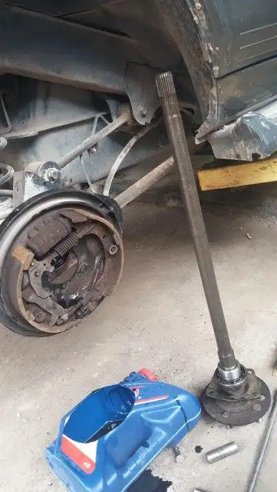 后轮咕噜咕噜响了,半轴轴承坏了?(已修复)