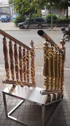 【厂家直销】不锈钢栏杆 七彩彩色葫芦柱 酒店装饰用不锈钢罗马柱