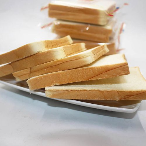 面包切片夹心原味早餐吐司营养方块整箱休闲传统西式糕点
