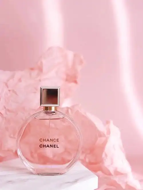 香奈儿粉色少女系的柔情邂逅366折入