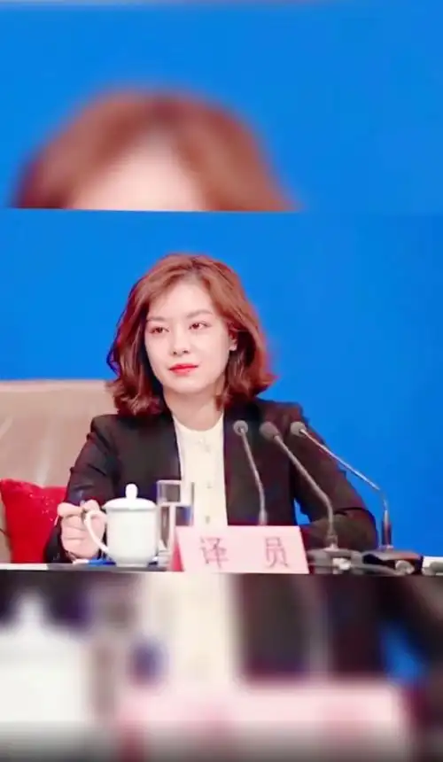 张京这样的女人太有魅力五官冷淡但气场十足男女看了都喜欢