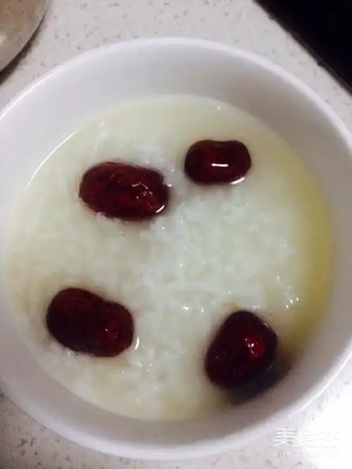 红枣红糖大米粥