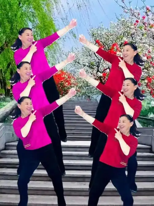 《拍腿舞》#六人分身#跟着节奏嗨起来