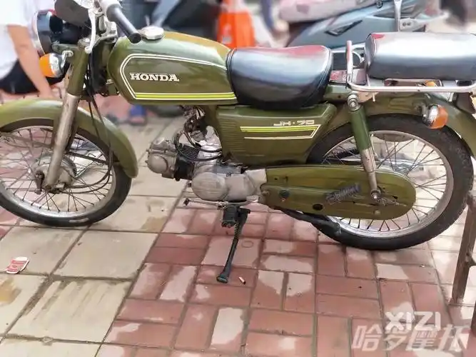 1985年嘉陵本田70,纯进口,油门内走线,保存状态很好,愿