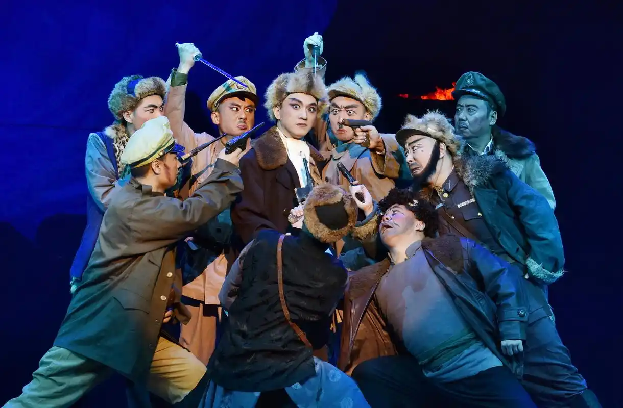 红色经典剧目展演季京剧智取威虎山圈粉半个多世纪