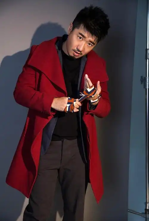 刘名洋 yang liu的图片