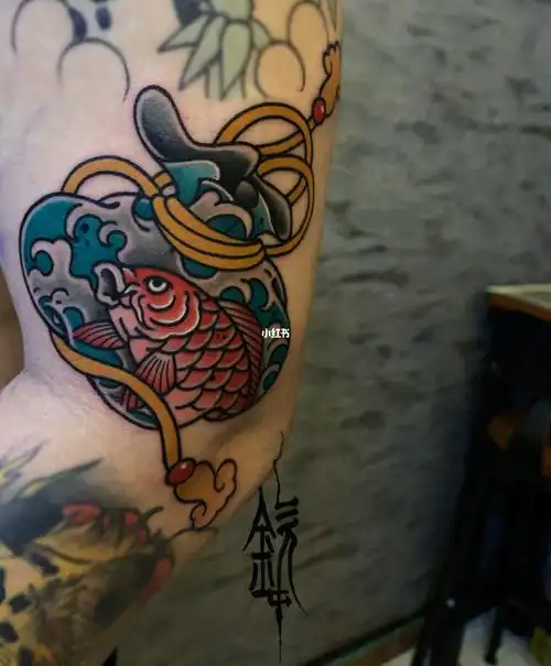 日式小纹身福袋鲤鱼