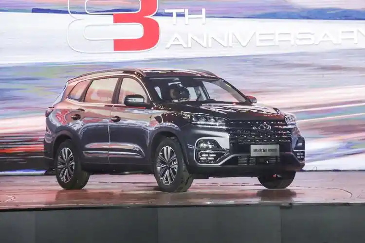 2021年7月17日,奇瑞汽车官方宣布,旗下瑞虎8鲲鹏版正式上市,新车共