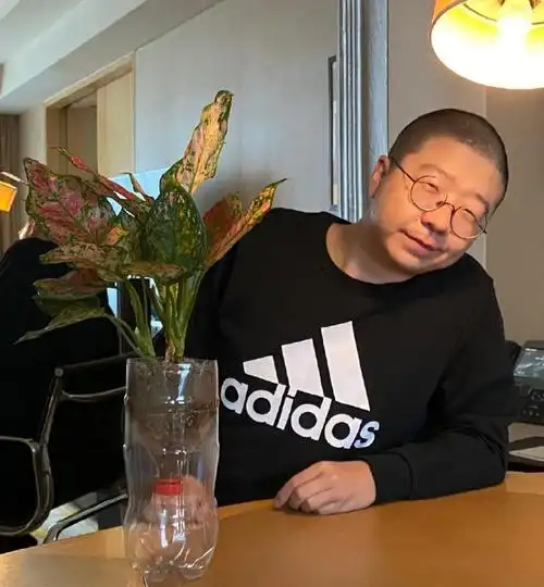 吐槽大会第四季开播,没有李诞和王建国的吐槽,场子总是热不起来