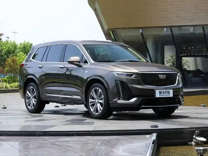 【2020款凯迪拉克xt628t 六座四驱铂金运动型_整体外观_33/761张图片