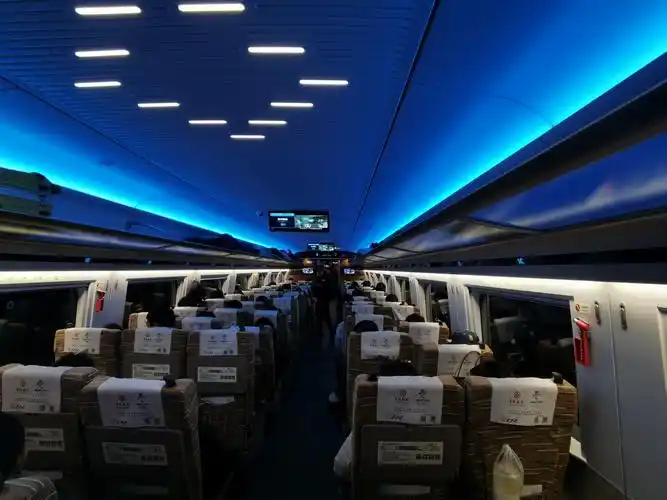 cr400bf-bz二等座车内饰车内特写,本次的新车型cr400bz-bz整体设计与