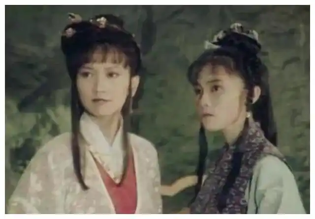 采因在《新白娘子传奇》这部剧中是胡媚娘的丫鬟,其实胡媚娘的扮演者