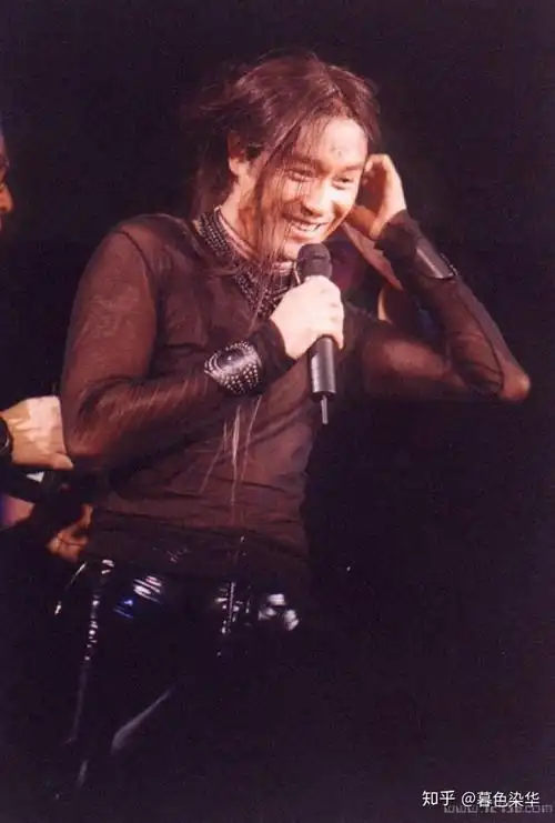 艺术脉络音乐张国荣2000热情演唱会艺术和我