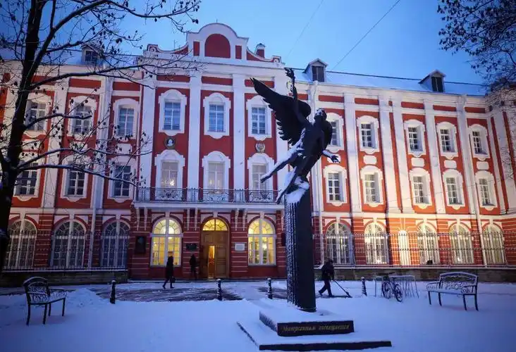 圣彼得堡国立大学英文授课硕士研究生专业与学费介绍