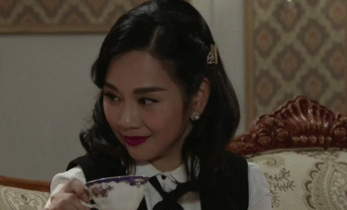 她曾被经纪人骗光财产,后又患上抑郁症,今嫁小8岁丈夫身家上亿_陈松伶