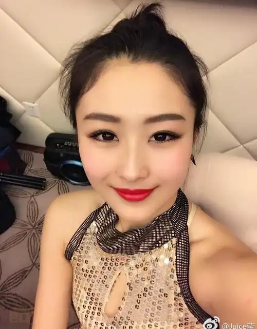 车模黄会赢图片大全,个人资料简介,照片大全,车模写真,性感写真-明星