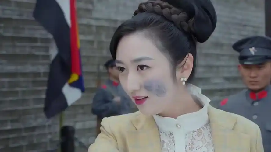 杀出黎明:宁薇抹去脸上的妆,尚宏发惊了,宁薇与尚宏发同归于尽