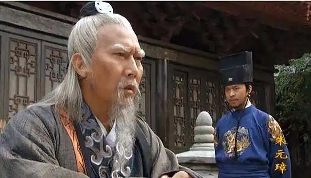 洪武二十三年(1390年),垂垂老矣的李善长,收到了朱元璋的一道圣旨