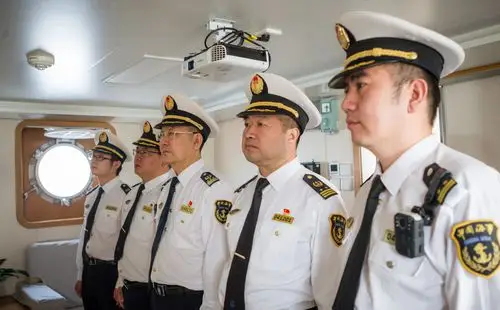 提质提效 文明服务丨河北秦皇岛:海事海警联合行动查处一起内河船涉海