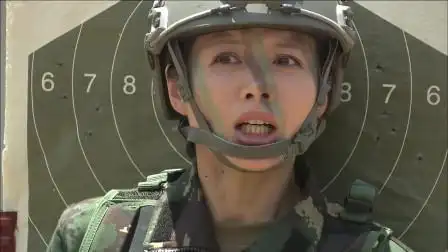 特种兵之火凤凰:雷神用实弹锻炼谭晓琳胆量,不料没一会就被吓哭-电视
