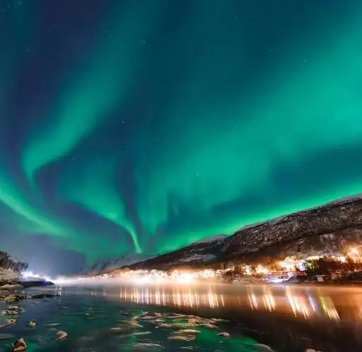 太阳发了个"脾气",漠河出现绚丽极光_新闻频道_中华网