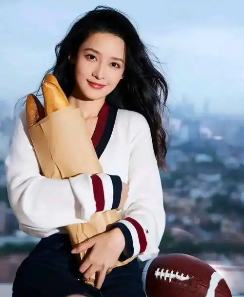 范九亿大黑牛偷偷复婚了李沁未婚生子彭小苒勾引任嘉伦林一私生活混乱