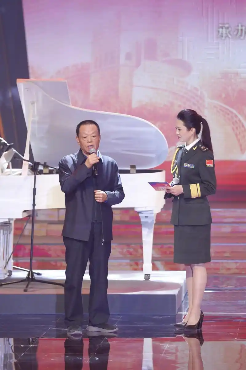 原军队老同志李继耐,张黎,唐天标,孙思敬,王洪尧等出席,部分将军诗人