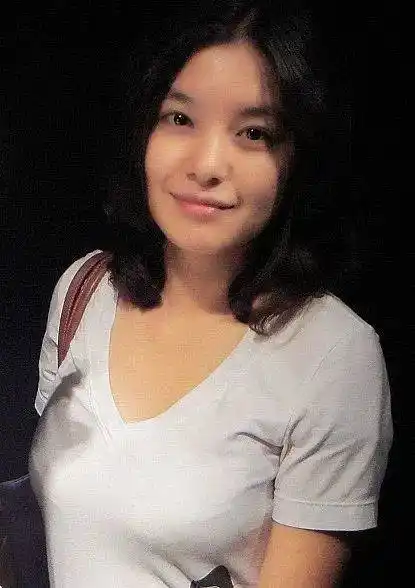 张京人人网上的头像.