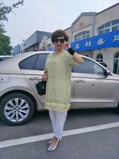 58岁离异女征婚照片(id:1151956)_北京北京征婚交友_我主良缘网