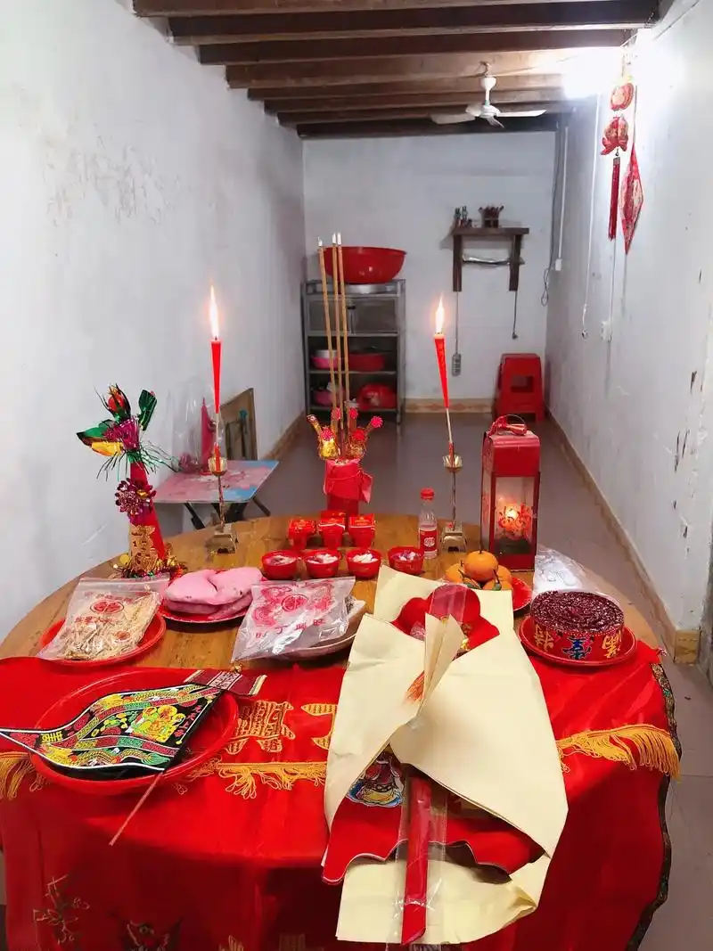 潮汕习俗 #潮汕拜老爷 #烧香祈福 拜天公保佑05 合家内 - 抖音