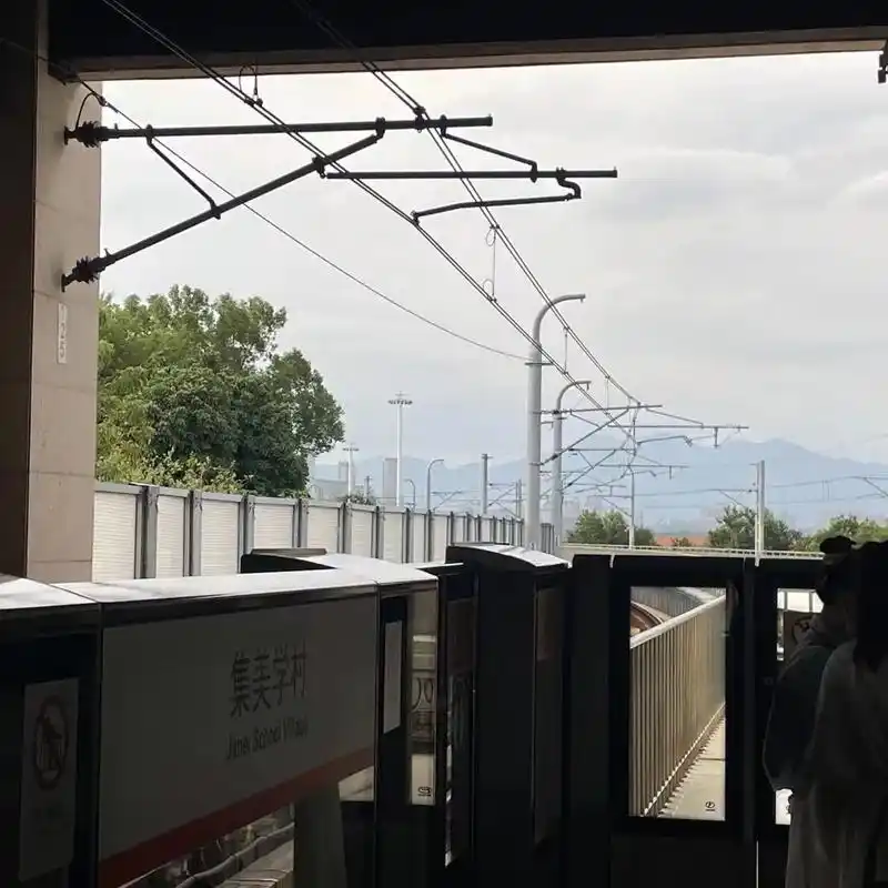 #地铁随拍 #厦门跨海地铁 再次感谢陌生人拍的照片#自由和远 - 抖音