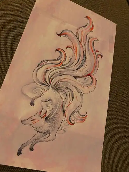 纹身九尾狐