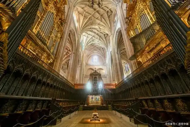 威斯敏斯特大教堂,见证了英国千百年的历史沧桑